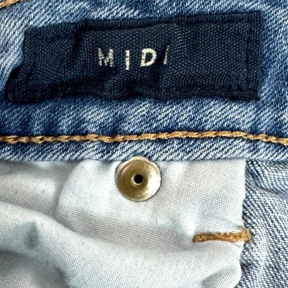 Aeropostale Y2K Low Rise Midi Distressed Blue Denim Summer Jean Shorts Size 12 - Picture 8 of 13